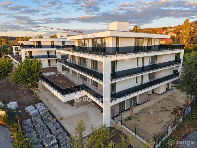 Eladó lakás Balatonalmádi 71 nm