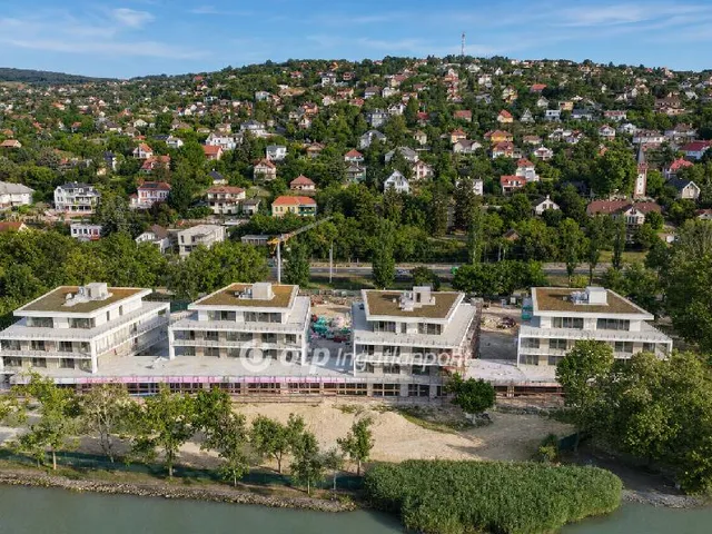 Eladó lakás Balatonalmádi 71 nm