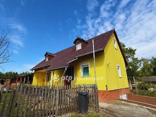 Eladó ház Csajág 90 nm
