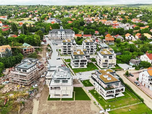 Eladó lakás Balatonkenese, Vízpart közeli 91 nm