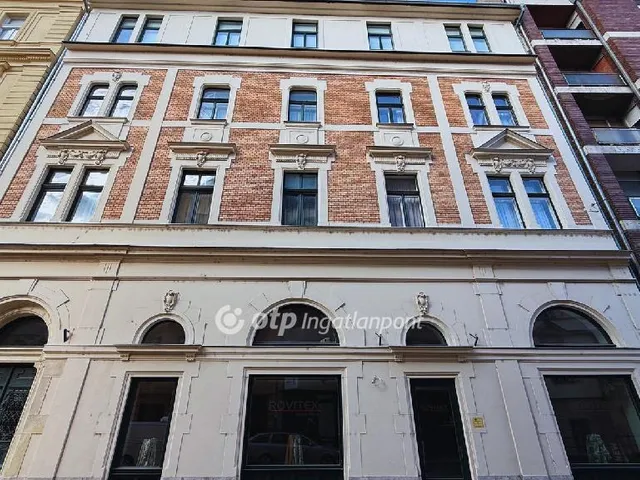 Kiadó lakás Budapest I. kerület 95 nm