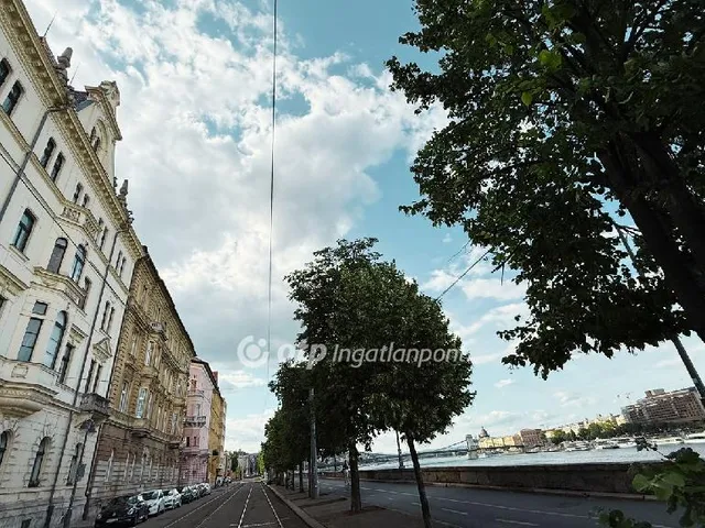 Kiadó lakás Budapest I. kerület, Várkert rakpart 95 nm