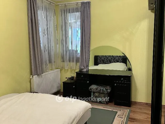 Eladó ház Isztimér 146 nm