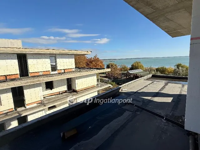 Eladó lakás Balatonalmádi 147 nm