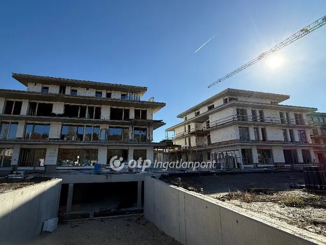 Eladó lakás Balatonalmádi 147 nm