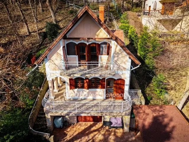 Eladó ház Tihany 190 nm