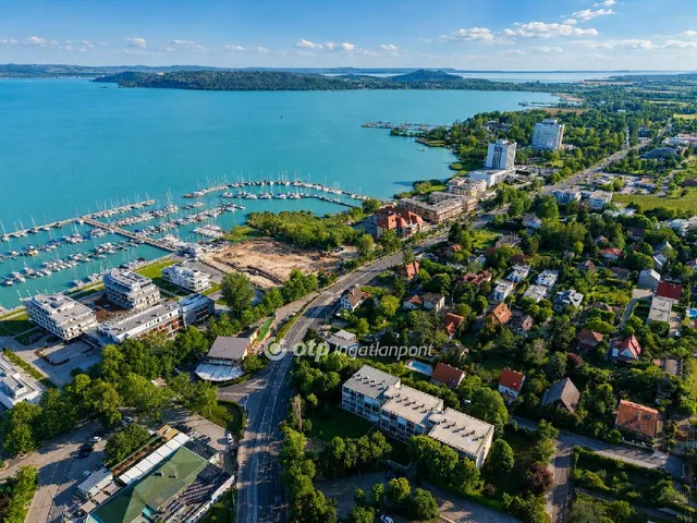 Eladó lakás Balatonfüred, Ófalu 67 nm