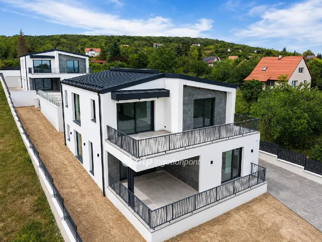 Eladó lakás Balatonalmádi 114 nm