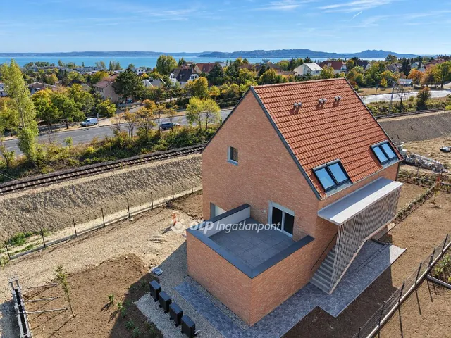 Eladó lakás Balatonfüred 58 nm