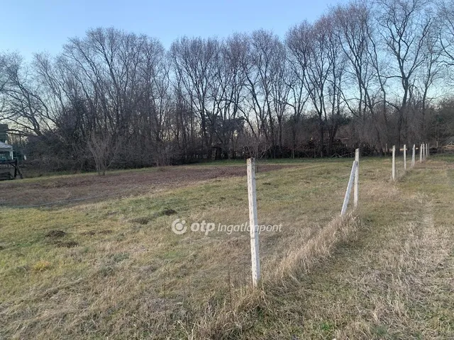 Eladó telek Nyíregyháza, Sóstóhegy 1272 nm