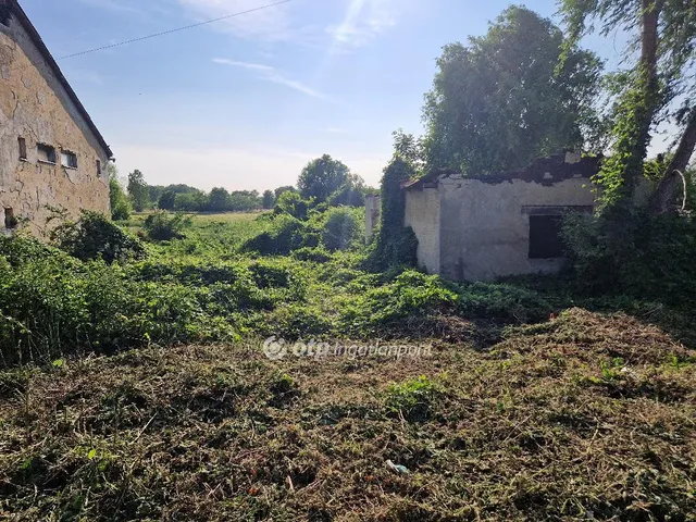 Eladó telek Nagykálló 1647 nm