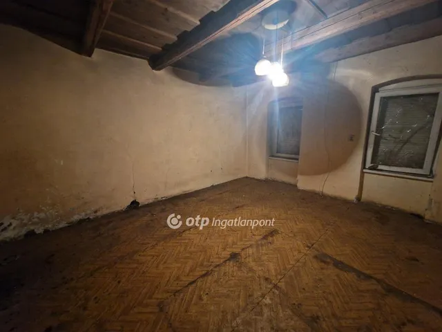 Eladó ház Balkány 45 nm