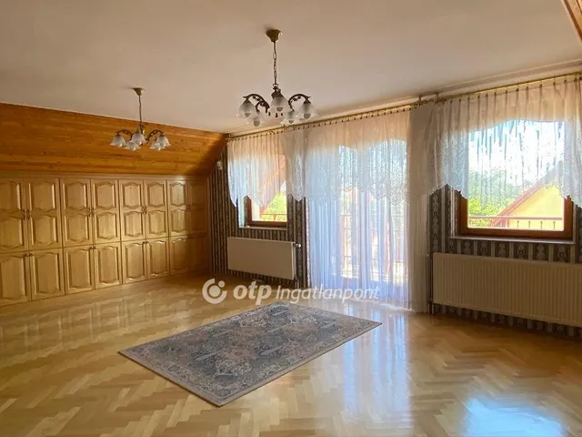Eladó ház Szolnok, Kertváros 527 nm