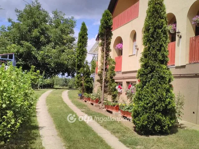 Eladó ház Nyírmada 250 nm