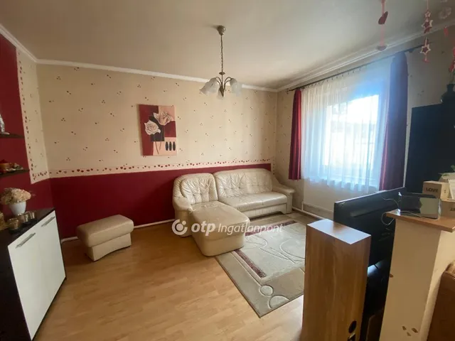 Eladó ház Nyíregyháza, Rozsrétszőlő 130 nm