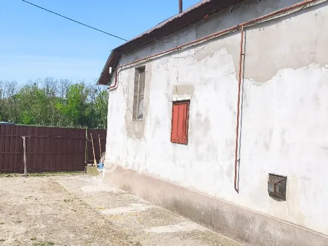 Eladó ház Gulács 12 nm