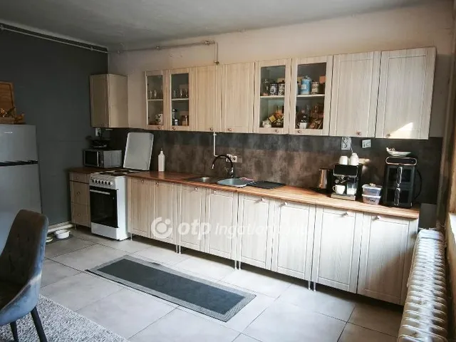 Eladó ház Rakamaz 120 nm