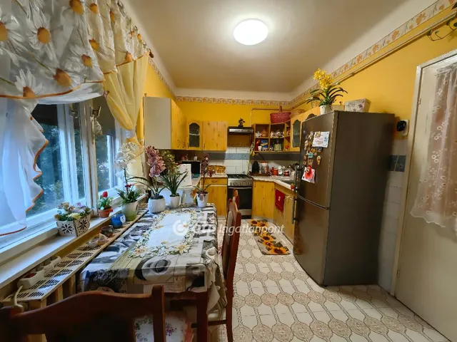 Eladó ház Törökszentmiklós, Csendes 110 nm