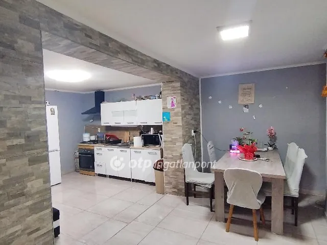 Eladó ház Karcag 90 nm