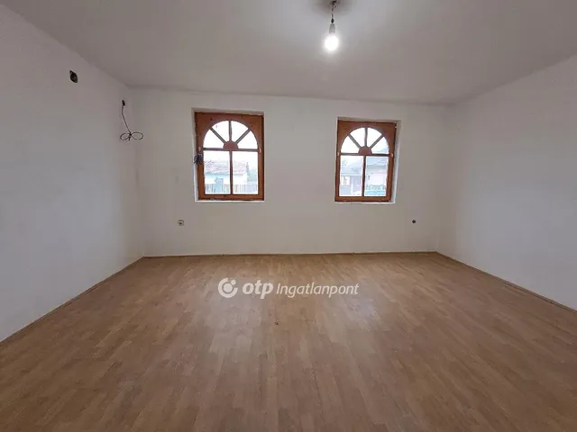 Eladó ház Kisújszállás 113 nm