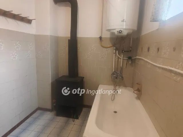 Eladó ház Kisújszállás 69 nm