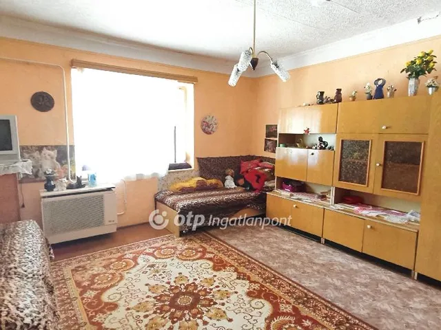 Eladó ház Kisújszállás 69 nm