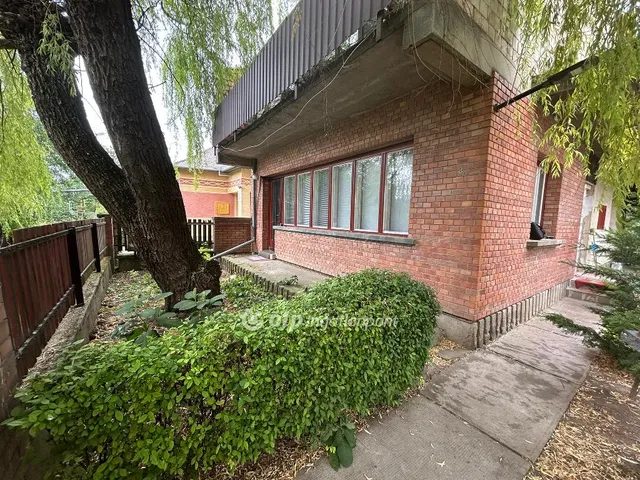 Eladó ház Kunhegyes 134 nm