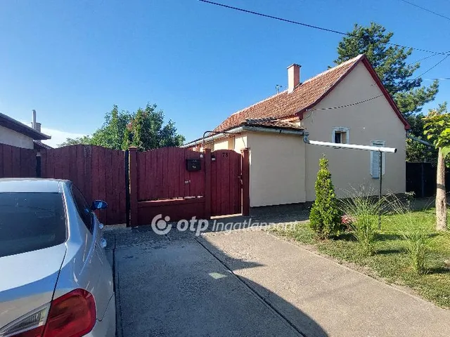 Eladó ház Kisújszállás 57 nm