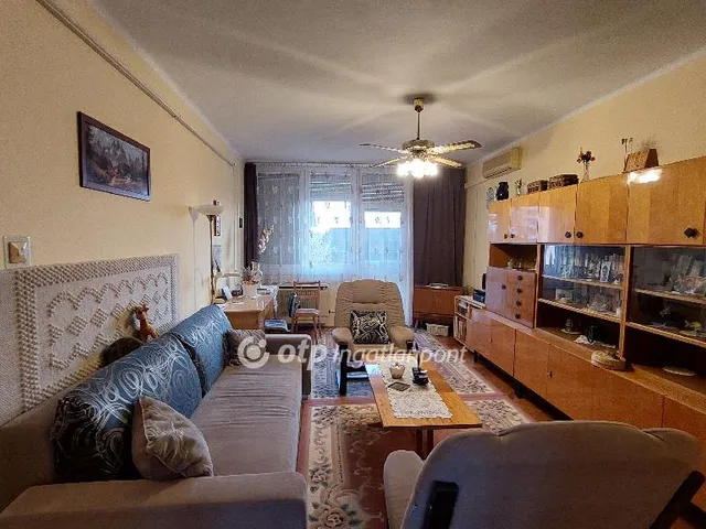 Eladó lakás Kisújszállás 62 nm