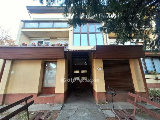 Eladó lakás Gádoros 80 nm