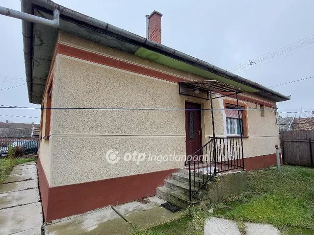 Eladó ház Kisújszállás 92 nm