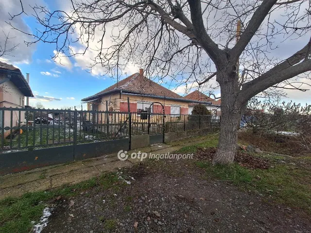 Eladó ház Kertészsziget 78 nm