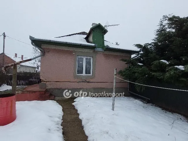Eladó ház Túrkeve 47 nm