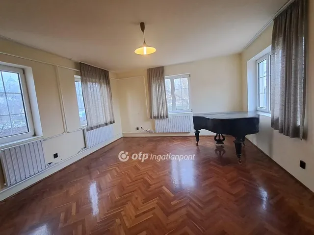 Eladó ház Kunhegyes 96 nm