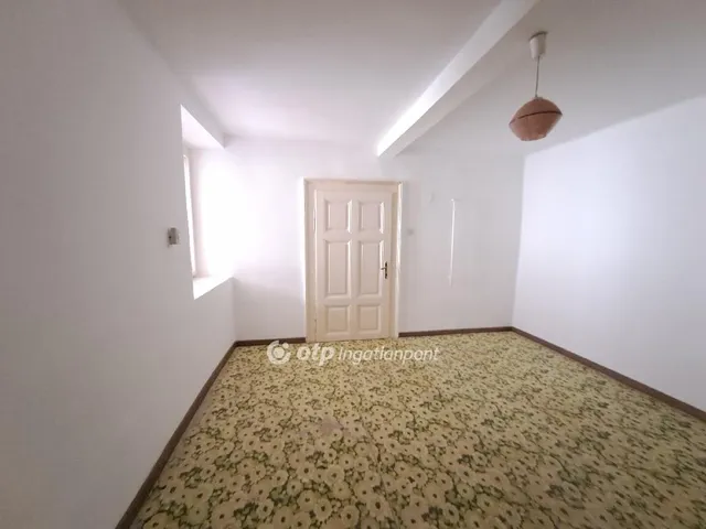 Eladó ház Kunhegyes 61 nm