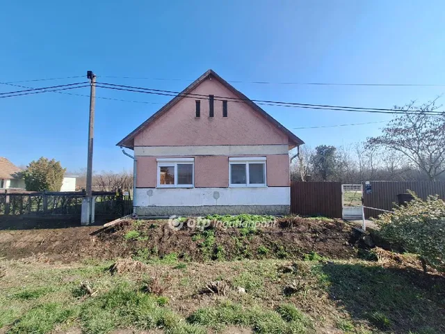 Eladó ház Füzesgyarmat 68 nm