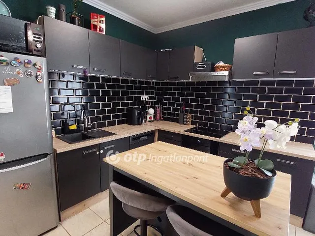 Eladó ház Kengyel 90 nm