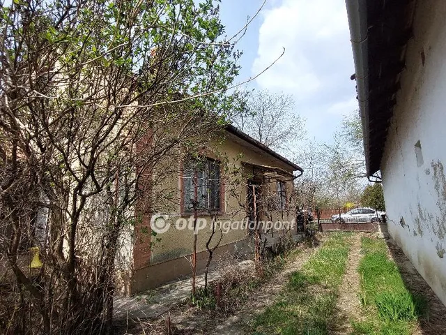 Eladó ház Kisújszállás 98 nm