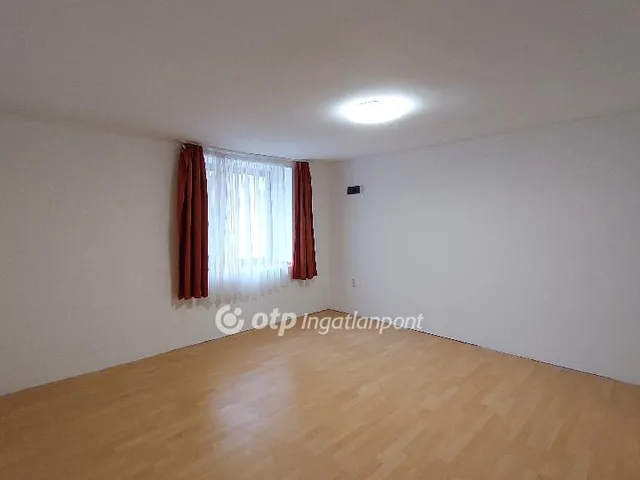 Eladó ház Kisújszállás 73 nm