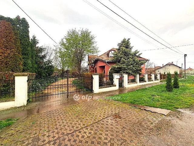 Eladó ház Biharnagybajom 176 nm