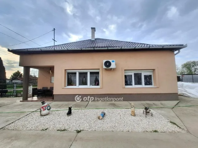 Eladó ház Báránd 93 nm