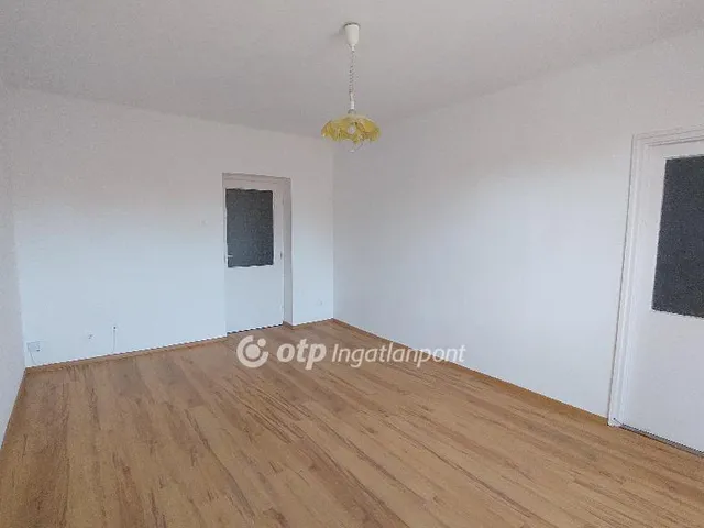 Eladó lakás Kisújszállás 59 nm