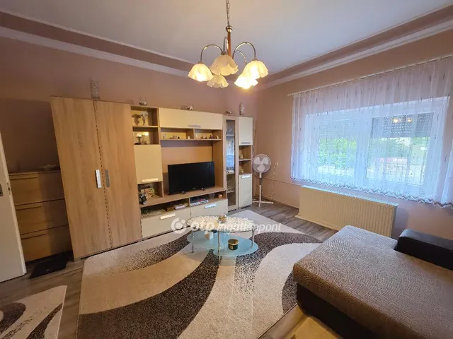 Eladó ház Kisújszállás 91 nm