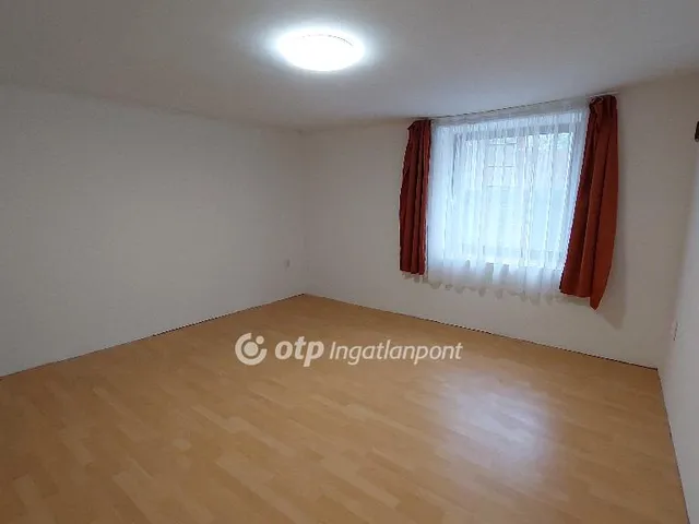 Eladó ház Kisújszállás 73 nm