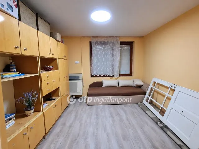 Eladó ház Törökszentmiklós 50 nm
