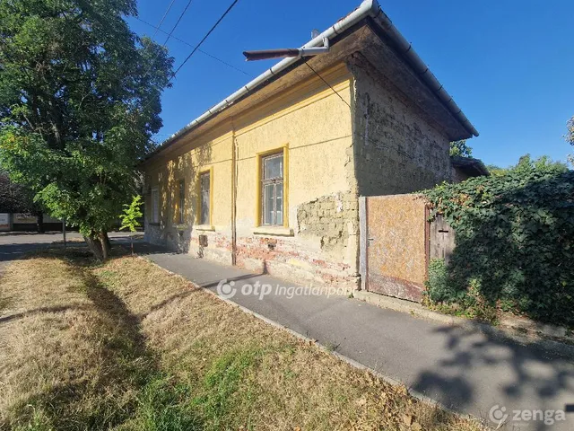 Eladó lakás Karcag 89 nm