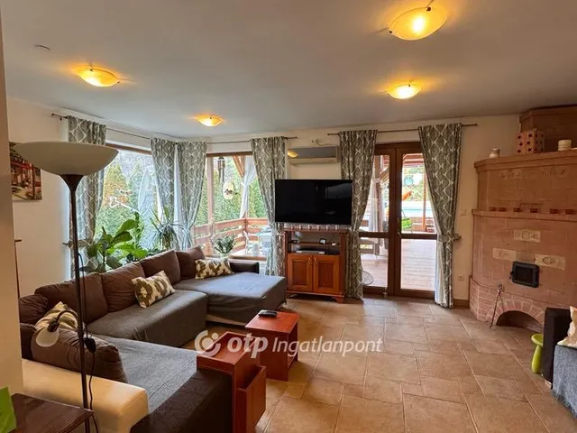 Eladó ház Pilismarót 200 nm