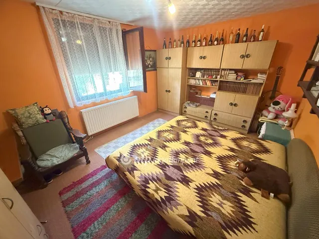 Eladó ház Nyárlőrinc 76 nm