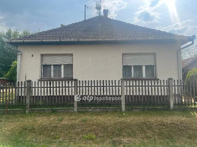 Eladó ház Újszilvás 78 nm