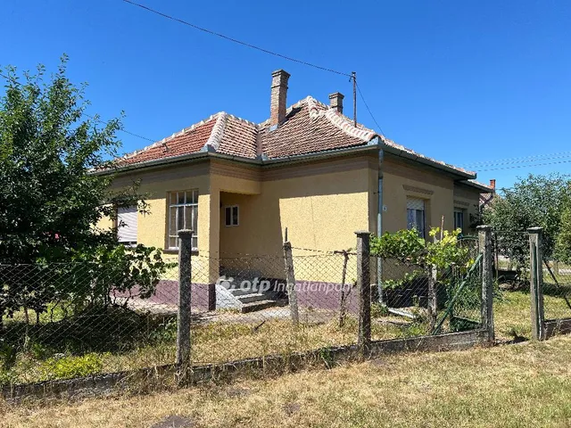 Eladó ház Tápiógyörgye 75 nm